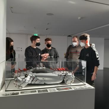 Exkursion der 5AHWIM nach München ins BMW Museum