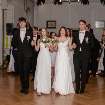 2013 Ball 03