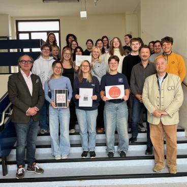 Preisverleihung für neues Logo Elternverein