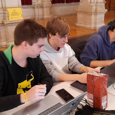 Luis Cigler und Valentin Eisler beim Contest