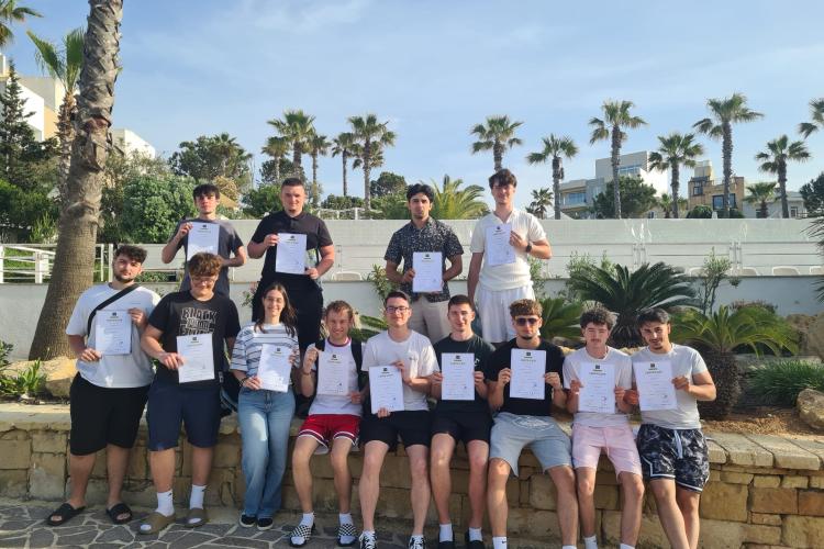Sprachreise Malta Gruppenbild