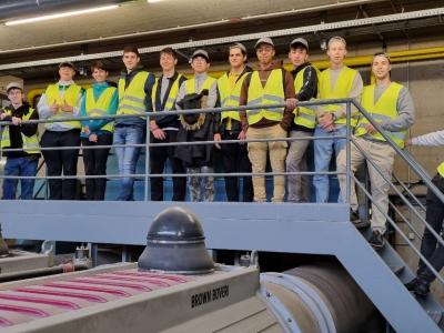 Gruppenfoto im Kraftwerk