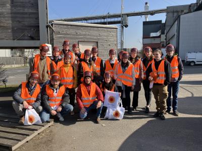 Kollegklassen der Abteilung Holztechnik auf Exkursion
