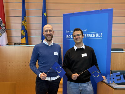 Senior und Junior Botschafter des EU Parlaments der HTL Mödling im Landhaus in Sankt Pölten