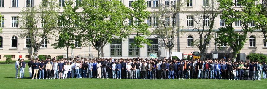 Foto Schüler Elektrotechnik